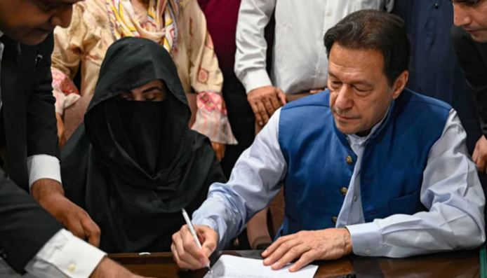 imran khan and bushra bibi