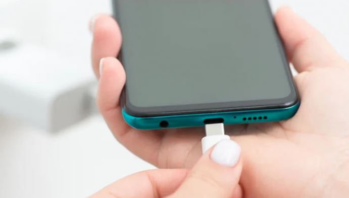 smart phone charging port