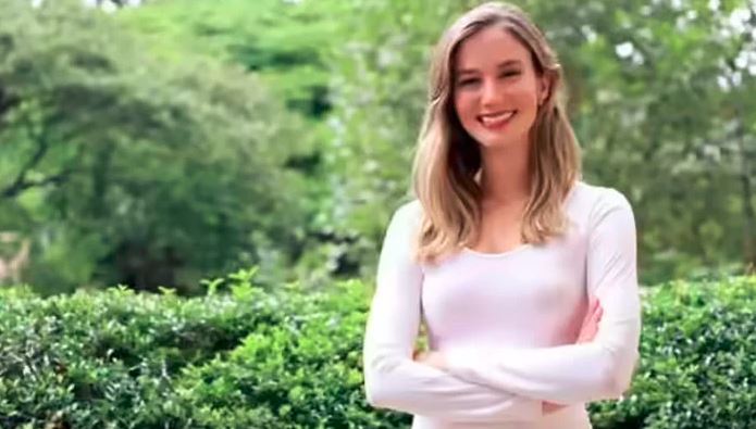 Former Brazilian professional ballerina dancer Luana López Lara