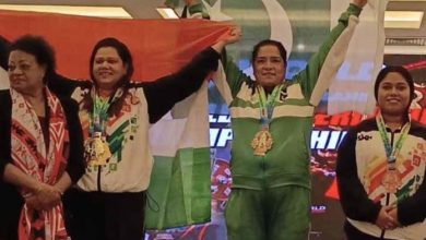 inspector iram khanam beat indian weightlifter