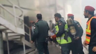 fire in gulburg plaza