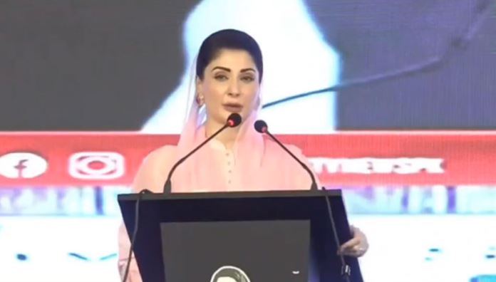 maryam nawaz in gujrat