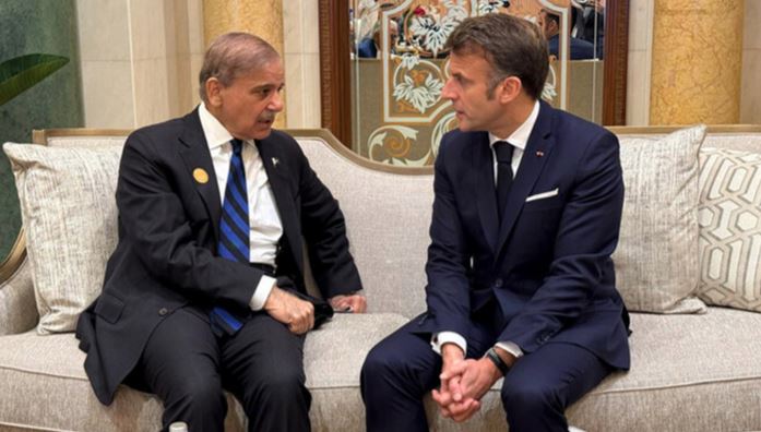 French President calls Prime Minister