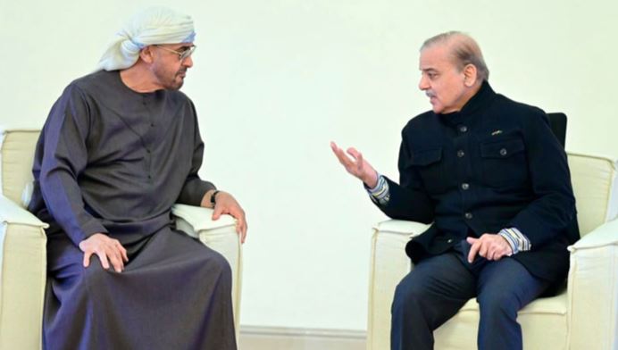 pakistan gave uae loan