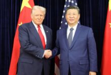 trump and china president shake hand