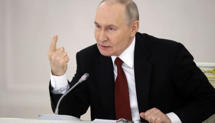 Russia threatens Ukraine and Britain with dangerous consequences