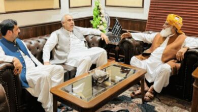 pti contact with fazl ur rehman
