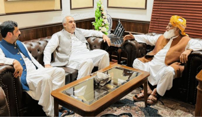 pti contact with fazl ur rehman