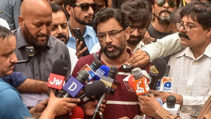 meer raza father talk with media
