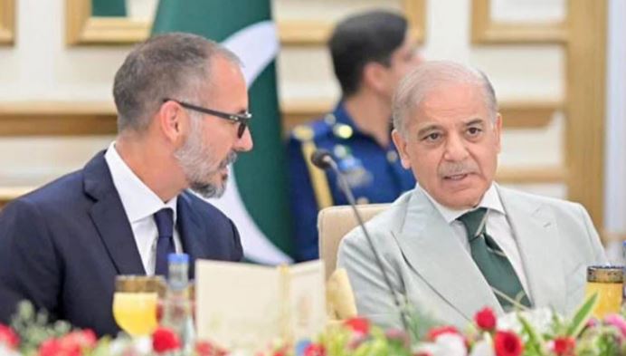 shehbaz sharif meet with prince rahim aga khan