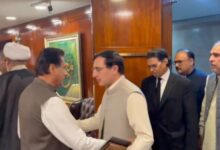 government and opposition meeting