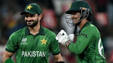 saim ayub out and sahibzada farhan in